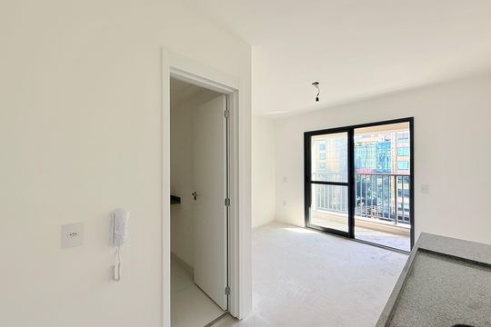 Cozinha de kitnet/studio à venda com 1 quarto, 24m² em Vila Cordeiro, São Paulo