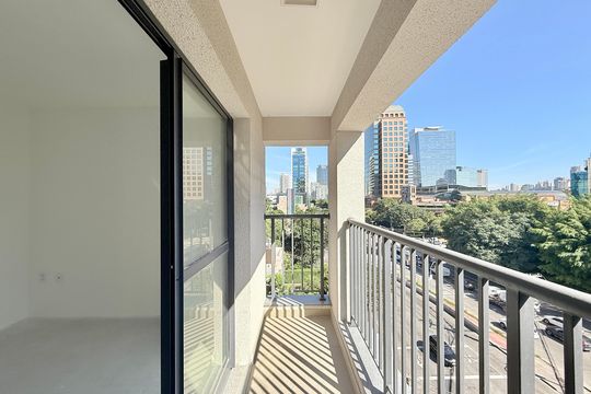 Sacada de kitnet/studio à venda com 1 quarto, 24m² em Vila Cordeiro, São Paulo