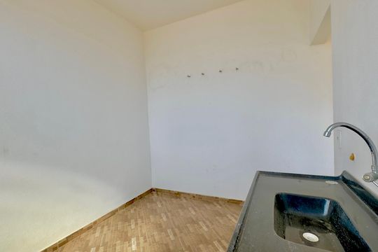 Cozinha de casa para alugar com 2 quartos, 55m² em Cidade Soberana, Guarulhos