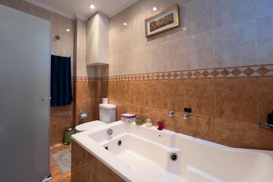 Banheiro de apartamento à venda com 2 quartos, 106m² em Liberdade, São Paulo