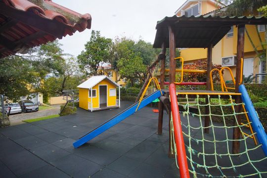 Área Comum - Playground de casa de condomínio para alugar com 3 quartos, 110m² em Morro Santana, Porto Alegre