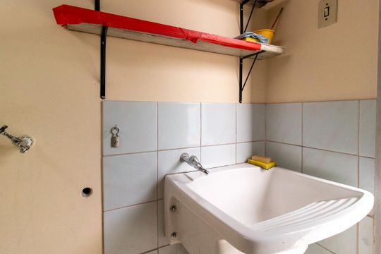 Área de Serviço de casa à venda com 3 quartos, 115m² em Parolin, Curitiba
