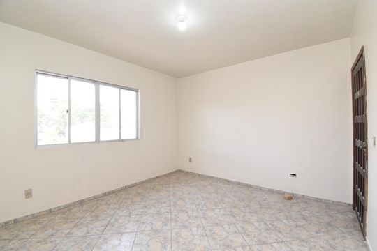Suíte de casa para alugar com 3 quartos, 250m² em Pilarzinho, Curitiba