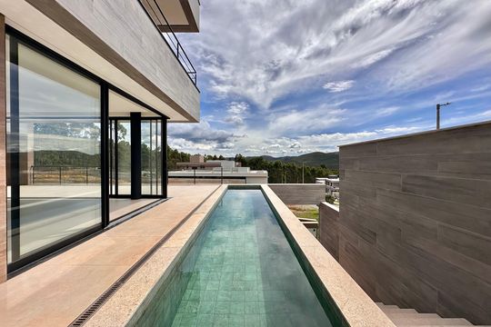 Casa de Condomínio para alugar com 4 quartos, 504m² em Lagoa dos Ingleses, Nova Lima