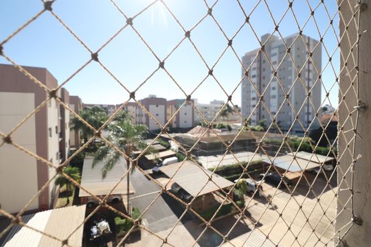 Vista de apartamento para alugar com 2 quartos, 58m² em Santa Mônica, Uberlândia