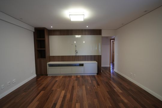 Sala de apartamento para alugar com 3 quartos, 130m² em Vila Scarpelli, Santo André