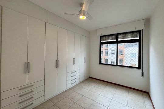 Apartamento à venda com 3 quartos, 171m² em Leme, Rio de Janeiro
