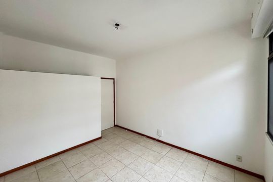 Apartamento à venda com 3 quartos, 171m² em Leme, Rio de Janeiro
