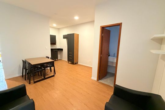 Sala de kitnet/studio para alugar com 1 quarto, 29m² em Cascatinha, Juiz de Fora