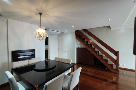 Sala  de apartamento à venda com 3 quartos, 167m² em Cursino, São Paulo