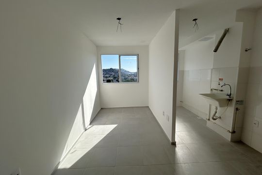 Sala de apartamento para alugar com 2 quartos, 41m² em Inhaúma, Rio de Janeiro