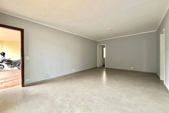 Sala de casa para alugar com 2 quartos, 240m² em Vila Mascote, São Paulo
