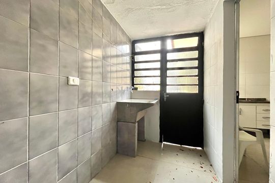 Área de Serviço de casa para alugar com 2 quartos, 240m² em Vila Mascote, São Paulo