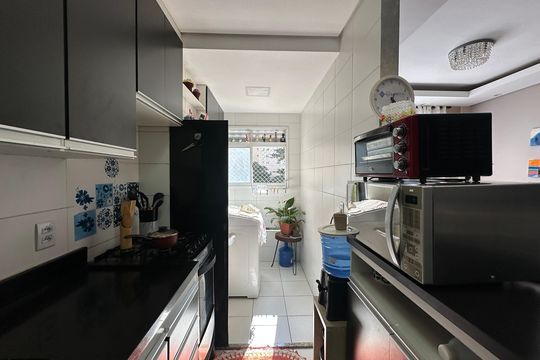 Cozinha de apartamento à venda com 2 quartos, 51m² em Centro, Barueri