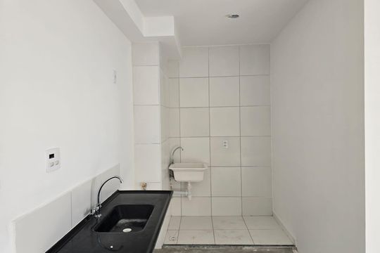 Cozinha e Área de Serviço de apartamento para alugar com 2 quartos, 38m² em Centro, Guarulhos