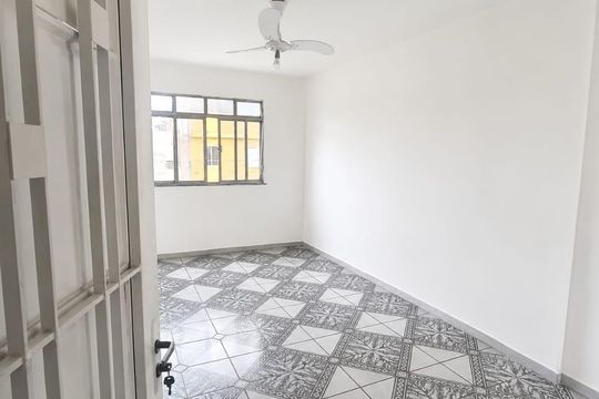 Sala de apartamento para alugar com 2 quartos, 70m² em Rocha Sobrinho, Mesquita