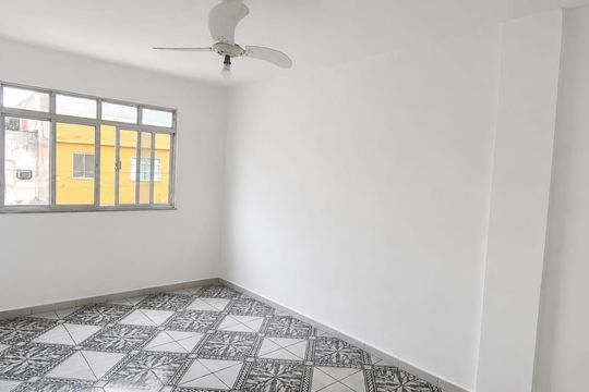 Sala de apartamento para alugar com 2 quartos, 70m² em Rocha Sobrinho, Mesquita