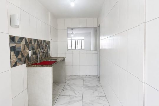 Cozinha de apartamento para alugar com 2 quartos, 70m² em Rocha Sobrinho, Mesquita