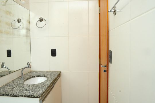 Apartamento à venda com 3 quartos, 80m² em Ana Lúcia, Belo Horizonte