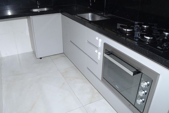 Cozinha e Área de Serviço de apartamento à venda com 3 quartos, 80m² em Ana Lúcia, Belo Horizonte