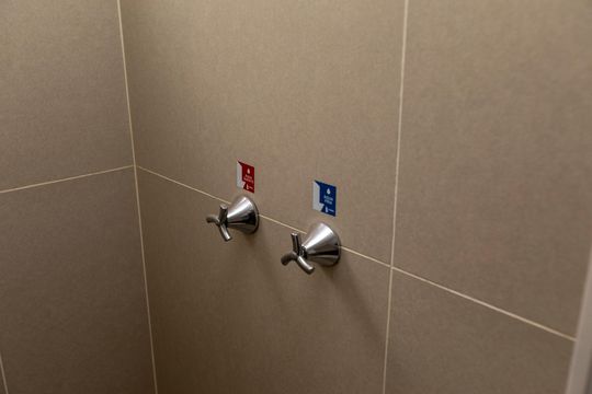 BANHEIRO QUARTO Nº 2 - SUITE de apartamento à venda com 2 quartos, 56m² em Bonfim, Campinas