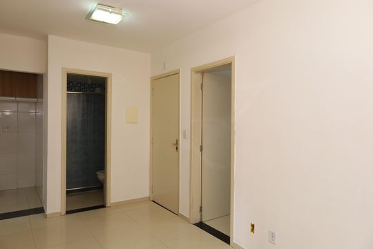 Sala de apartamento para alugar com 3 quartos, 48m² em Vila Chabilandia, São Paulo