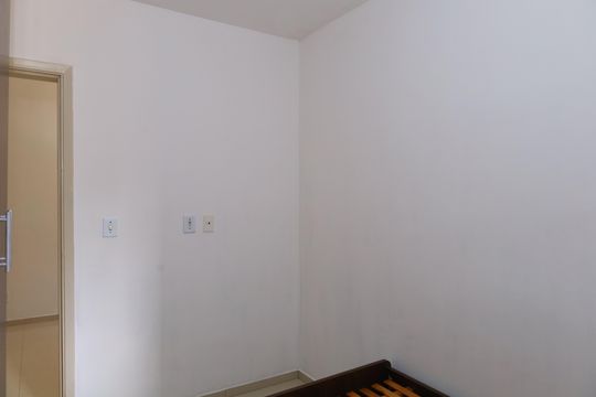 Quarto 1 de apartamento para alugar com 3 quartos, 48m² em Vila Chabilandia, São Paulo