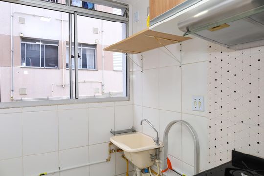 Área de Serviço de apartamento para alugar com 3 quartos, 48m² em Vila Chabilandia, São Paulo