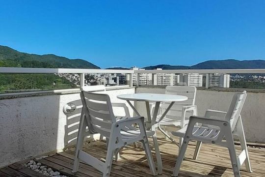 Varanda de apartamento para alugar com 3 quartos, 176m² em Itacorubi, Florianópolis