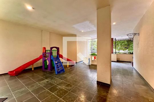 Área externa de apartamento à venda com 3 quartos, 120m² em Humaitá, Rio de Janeiro