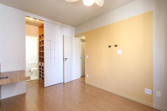 Suite  de apartamento para alugar com 2 quartos, 68m² em Perdizes, São Paulo