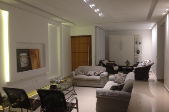 Casa para alugar com 5 quartos, 38000m² em Condados de Bouganville, Lagoa Santa