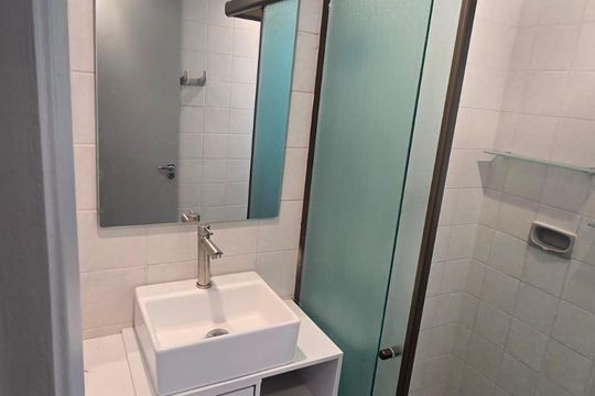 Banheiro de apartamento à venda com 3 quartos, 57m² em Demarchi, São Bernardo do Campo
