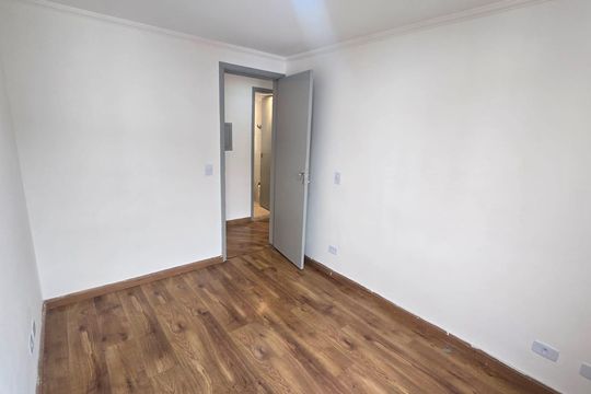Quarto de apartamento à venda com 3 quartos, 57m² em Demarchi, São Bernardo do Campo