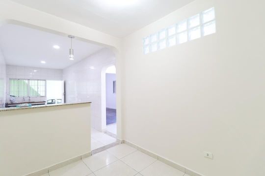 Casa para alugar com 2 quartos, 80m² em Vila Mazzei, São Paulo