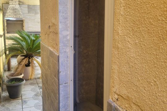 Área externa de casa à venda com 4 quartos, 239m² em Campo Grande, Rio de Janeiro