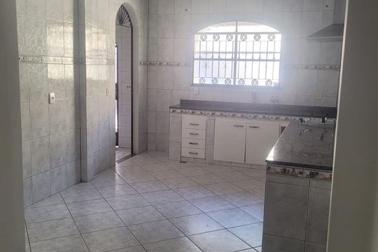 Cozinha de casa à venda com 4 quartos, 239m² em Campo Grande, Rio de Janeiro