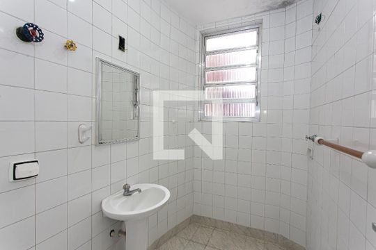 Banheiro de apartamento para alugar com 2 quartos, 85m² em Brás, São Paulo