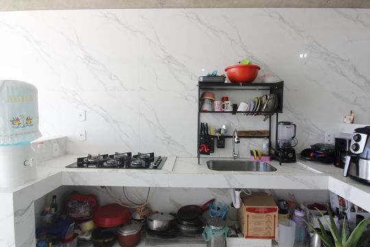 Cozinha de apartamento para alugar com 3 quartos, 91m² em Peró, Cabo Frio