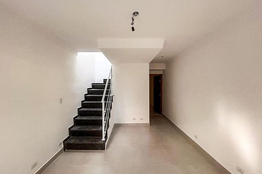 Sala  de casa de condomínio para alugar com 3 quartos, 96m² em Jardim Ubirajara, São Paulo