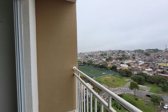 Sala - Varanda de apartamento para alugar com 2 quartos, 46m² em Vila Monte Belo, Itaquaquecetuba