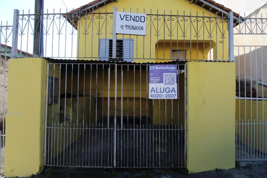 Fachada de casa para alugar com 3 quartos, 120m² em Santana, São José dos Campos