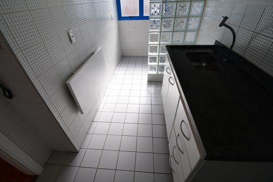 Cozinha de apartamento para alugar com 2 quartos, 77m² em Cambuí, Campinas