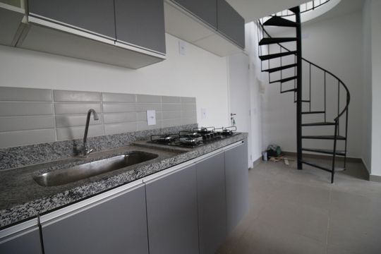 Cozinha de apartamento para alugar com 2 quartos, 130m² em Taquara, Rio de Janeiro