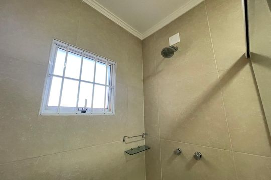 Banheiro 2 de casa à venda com 3 quartos, 277m² em Jaguaré, São Paulo