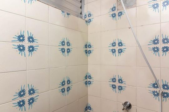 Banheiro de apartamento à venda com 1 quarto, 48m² em Lauzane Paulista, São Paulo