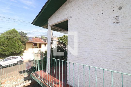 Casa à venda com 2 quartos, 100m² em Guarani, Novo Hamburgo