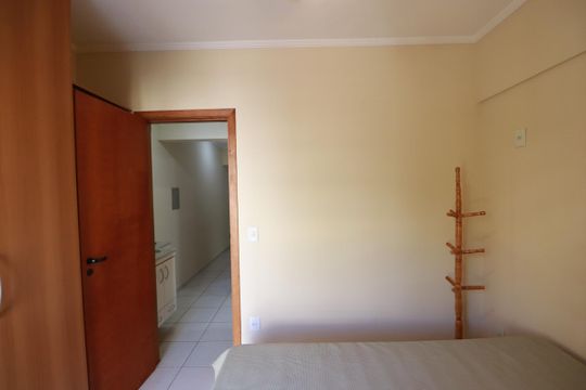 Quarto 2 de apartamento para alugar com 2 quartos, 48m² em Bosque das Juritis, Ribeirão Preto