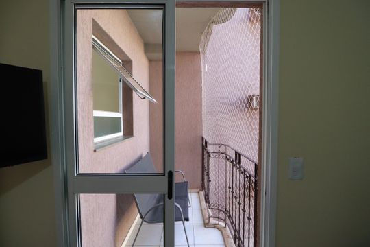 Varanda  de apartamento para alugar com 2 quartos, 48m² em Bosque das Juritis, Ribeirão Preto