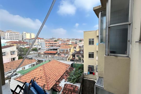 Vista do Quarto 2 de apartamento à venda com 2 quartos, 64m² em Higienópolis, Rio de Janeiro